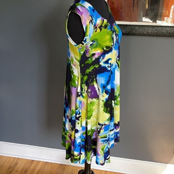 Premise stretch scoop neck cap sleeve sidewalk chalk shark bite hem midi. NWT. S - Picture 3 of 6